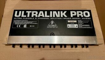 Behringer Ultralink Pro MX882