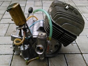 Motor jawa 90 šoupě na preteky