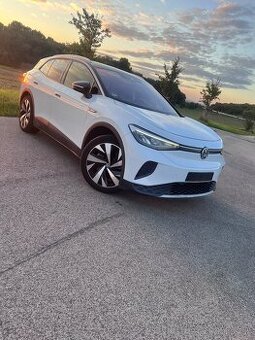 VW ID.4 PERFORMACE 150KW 51.000km WEBASTO ŤAŽNÉ