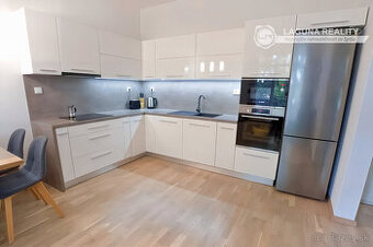 Byt 3+1 s balkónom Nám. Iglovia, Spišská Nová Ves