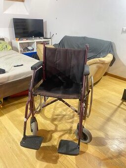 Invalidný vozík