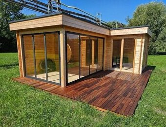 Záhradný domček s terasou