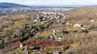 Predaj pozemku s chatkou v tichom prostredí lesa – Lamač