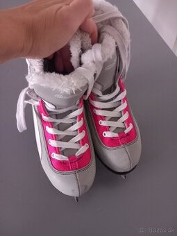 Korčule na ľad v.37