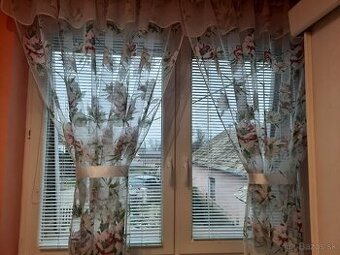 Záclona prekrásna - 1