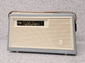 Transistor-Reiseempfänger R100 SternRadio Berlin VEB RFT