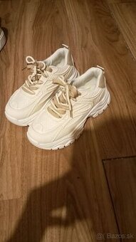 Predám obuv zimnu a jesenu letnu