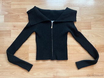 Sveter Bershka - veľ. XS