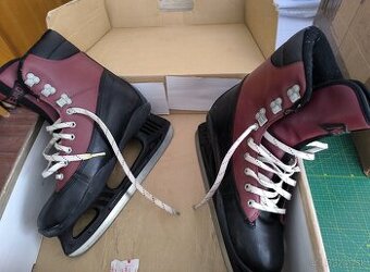 Predám pánske korčule veľkosť - 9