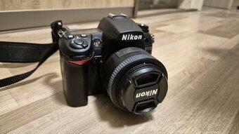 Zrkadlovka Nikon D7000 + Blesk NIKON SB-910 +taska