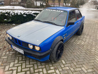 BMW E30 coupe s motorom S62B50 V8