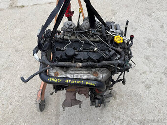 -----CHRYSLER VOYAGER 2.8 CRD-----