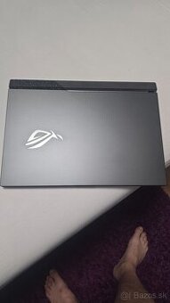 ASUS Rog Strix G713RM-KH011W