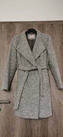 Sivý zimný kabát Orsay - 1