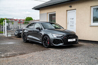 Audi RS3 2.5 TFSI quattro S tronic