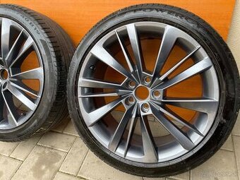 ACAMAR orig.skoda Superb3V 5x112 8j x19 ET 44 VW