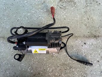 Predam kompresor podvozku Audi A6 C6 4f