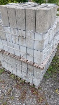 Betónové palisády
