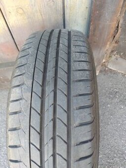 Predám 185/65 R15 letne