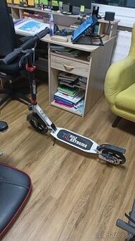 Predám kolobezku NILS EXTREME HA230T