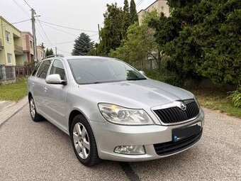 SKODA OCTAVIA 2012 /ELEGANCE