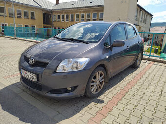 Toyota Auris 2.0D - 4D