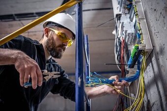 Elektrikár Norimberg 29 eur/hod