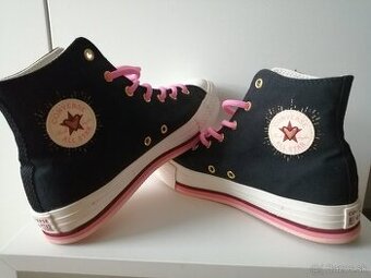 CONVERSE čierne