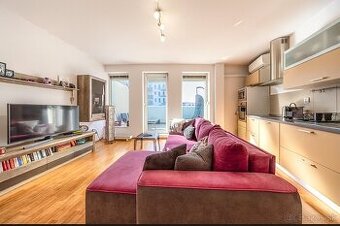 Slnečný 1,5-izbový byt s veľkou terasou – Bratislava