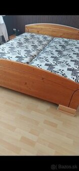 Posteľ + komody