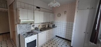 2-izbový byt vo vyhľadávanej lokalite na Novinách