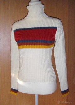 Dámsky krémový rolák s farebnými pruhmi