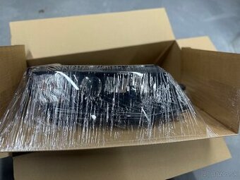 Svetlo prave skoda octavia 3 711307024259