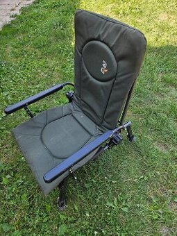 Kreslo 70e