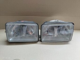 predne svetla skoda 105 40€ - 1