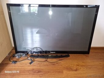 Predám tv samsung 107cm s držiakom na stenu