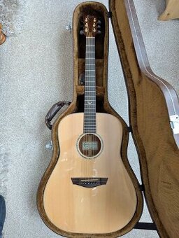Faith Saturn SF Natural dreadnought akustická gitara + kufor