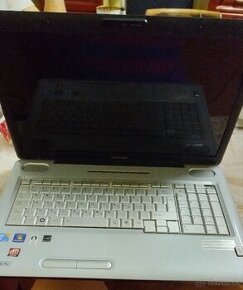 Nefunkčná Toshiba satellite pro l550-15n - 1