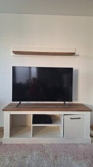 Komoda pod TV a polička