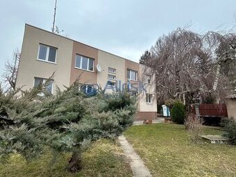 3-izbový byt v tehlovej zateplenej bytovke so záhradkou, gar
