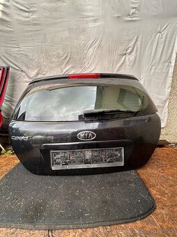 Kia ceed zadny kufor