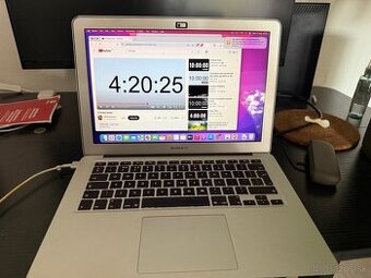 MacBook air 2017 8gm ram 128gb