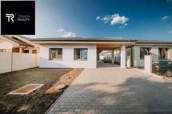 TRNAVA REALITY - DOM V ŠTANDARDE s prístreškom a terasou, ob