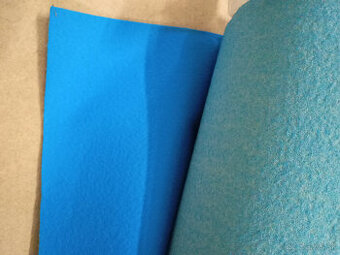 Metrážny koberec modrý + ružový zdarma