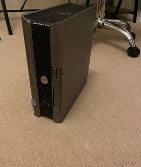 Predám plne funkčný pocitac +Lcd monitor 19"