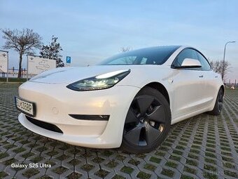 Tesla model 3 Long Range 366 kw Refresh Model 2021 74621km