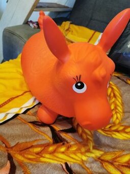 Nafukovací skakaci koník