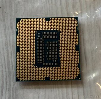 Intel® Core™ i5-3450 v 100% stave