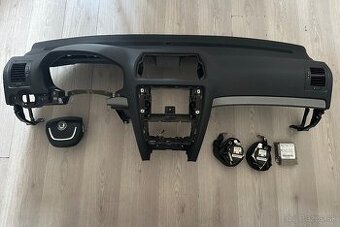 Škoda Octavia 2 palubná doska airbagy facelift