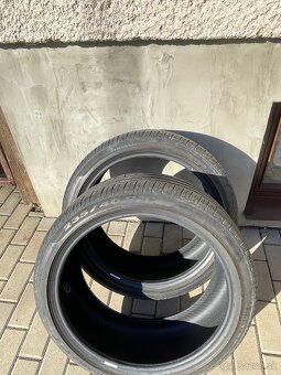 Letné pneumatiky 235/40 R19